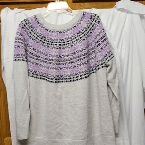 Croft & Barrow 2x pale gray sweater with purple
